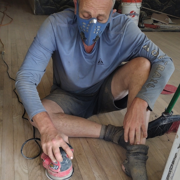 Meet your Posher, Kevin - Picture 2 of 4